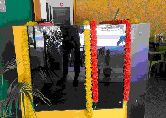 Lachhmangarh Hotel | OYO Hotel King's Residency