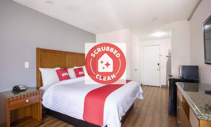 Palmdale Hotel | OYO Hotel Palmdale - Antelope Valley