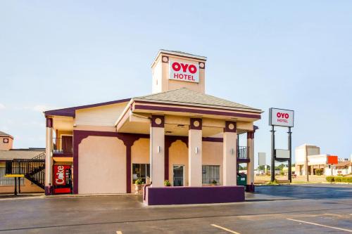Texarkana Hotel | OYO Hotel Texarkana North Heights AR Hwy I-30
