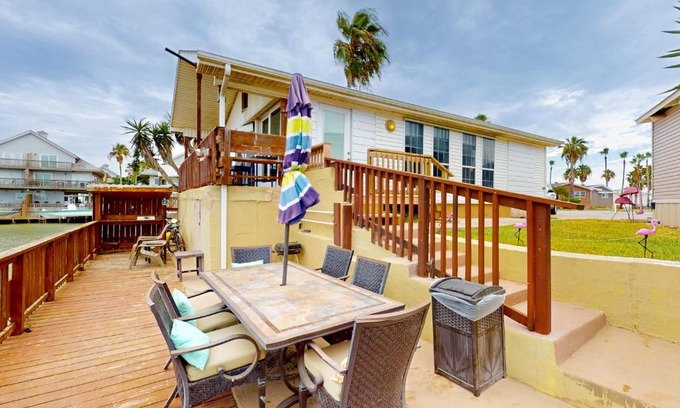 Port Isabel House | Oyster Drive Bungalow