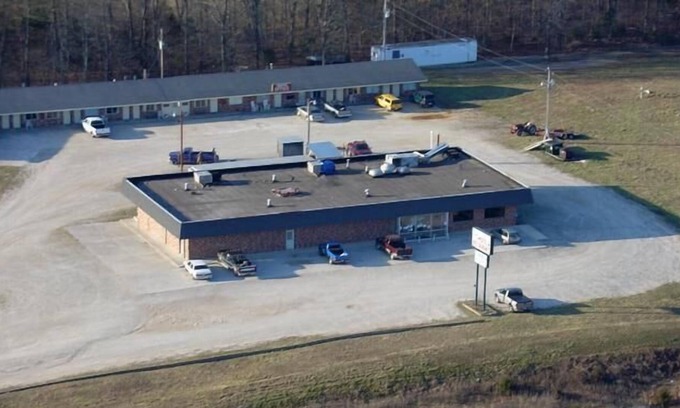 Gainesville Hotel | Ozark Plaza Motel & RV Park