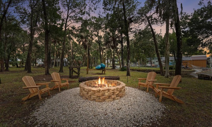 Crystal River Cottage | Ozello Keys Nature Coast Waterfront Getaway!