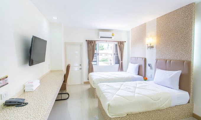 Nakhon Sawan Hotel | P.A. Thani Hotel