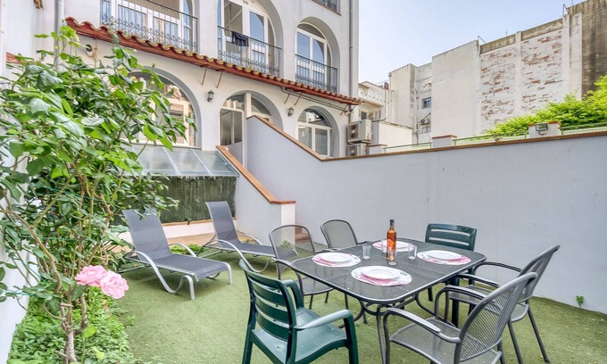 Roses Town Center Apartment | P.C. MESTRAL 1 1 Roses