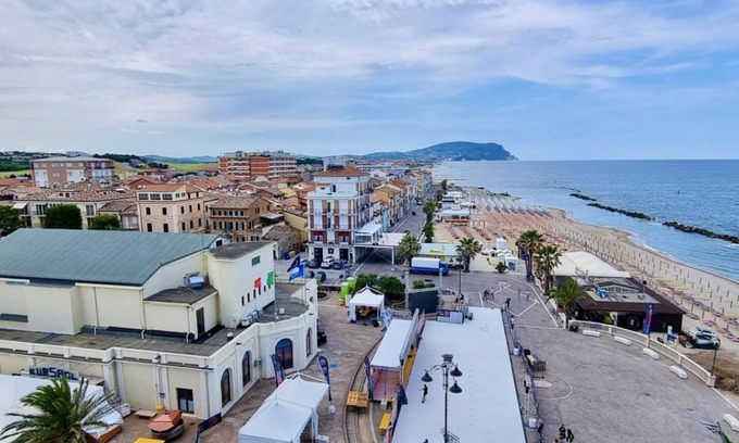 Porto Recanati Apartment | P012 - Porto Recanati, wonderful three-room apartment facing the sea