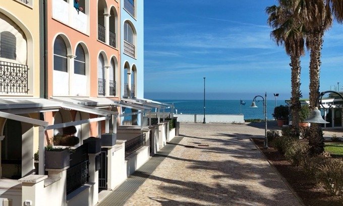 Porto Recanati Apartment | P018 - Porto Recanati, wonderful three-room apartment on the sea