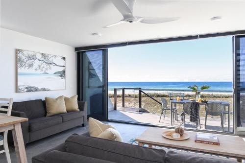 Wooli House | Pacific Dawn on the Beach Two