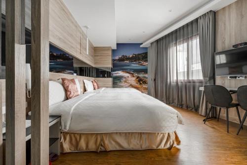 Big Beach House | Pacific Inn