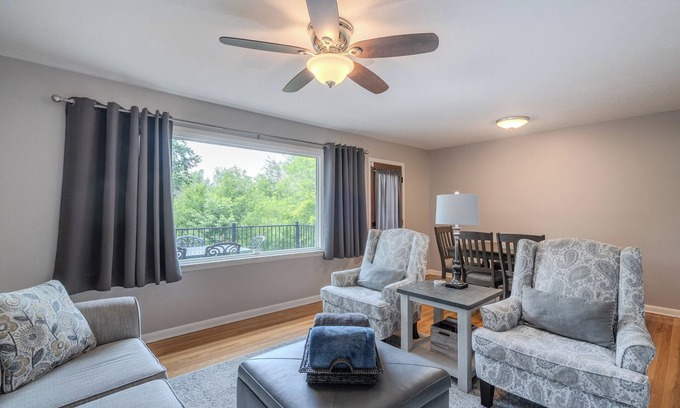 South Central Omaha House | Pacific Place - Central, Private Stay with Fireplace, Garage & Deck