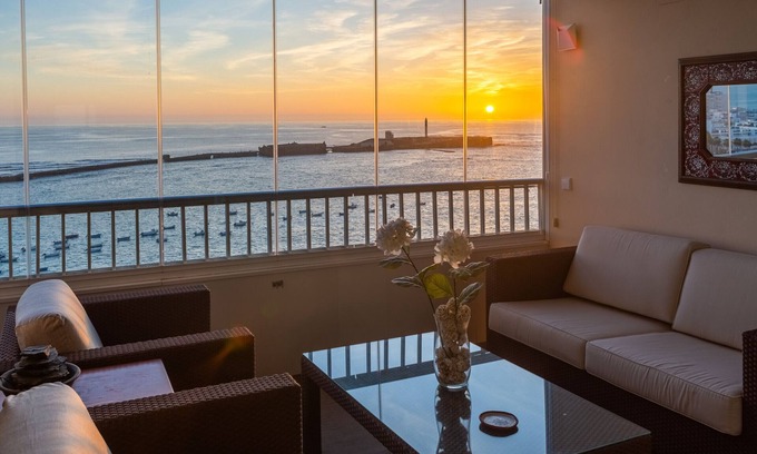 Old Town Apartment | PACIFICO Family Home by Cadiz4Rentals