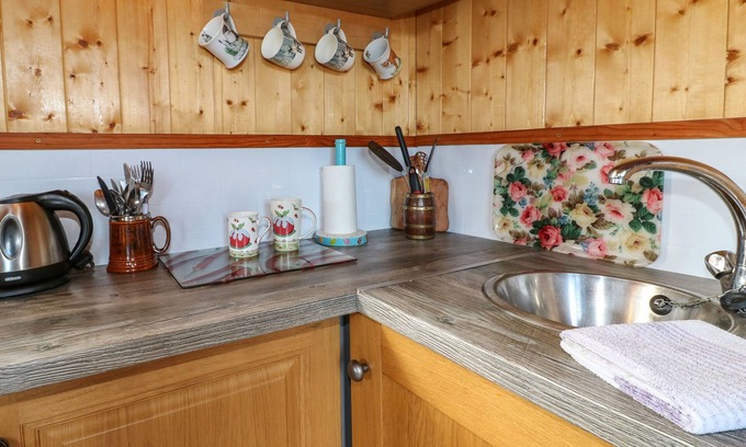 Crich Cottage | Packhorse Shepherds Hut