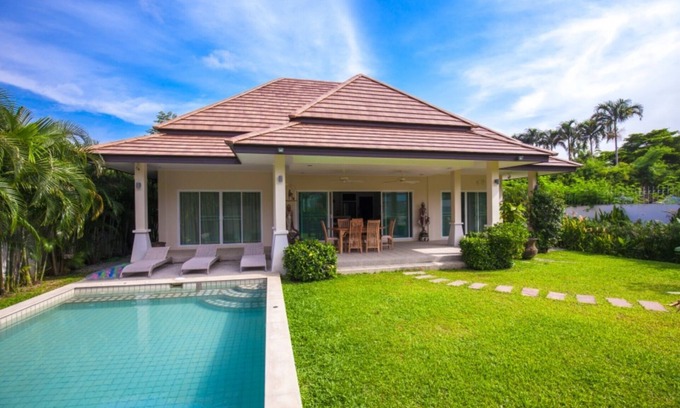 Rawai Villa | Pacotte - villa 3 bedrooms tropical garden calm private pool well fenced
