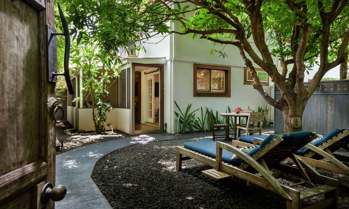 Paia Apartment | Paia Inn - 1 Bedroom Deluxe Suite - Garden View