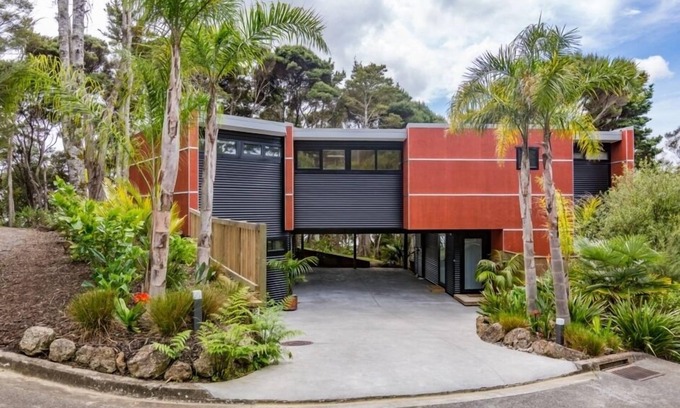 Paihia House | Paihia Beach House - Central Paihia - bay of islands