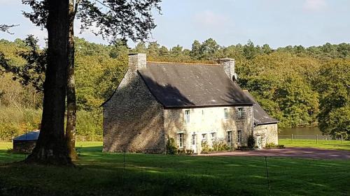 Paimpont House | Paimpont: Gîte de la Haute Fenderie