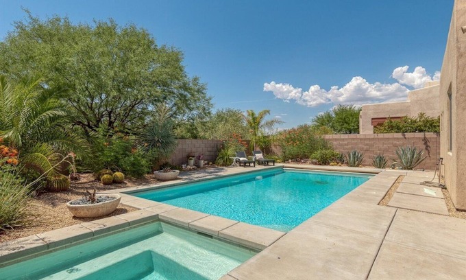 Continental Reserve House | Painted Feather- Modern Beauty with Pool and Spa
