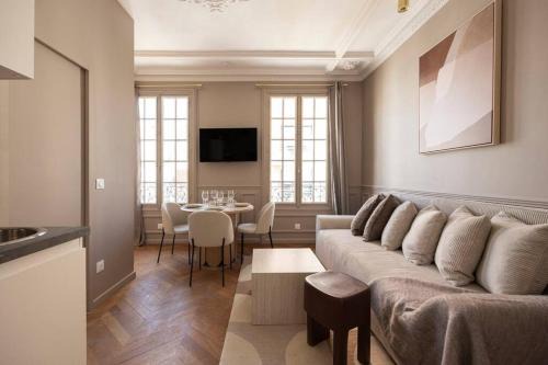 Le Pre-Saint-Gervais Apartment | Paisible Appartement à Deux Pas de Paris