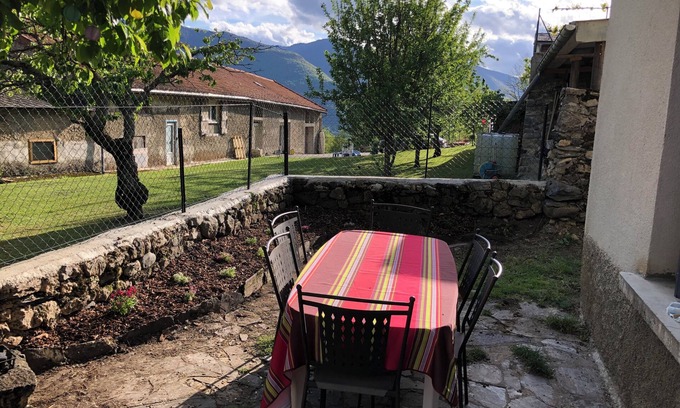 Caussou House | Paisible Gîte Familial en Ariège