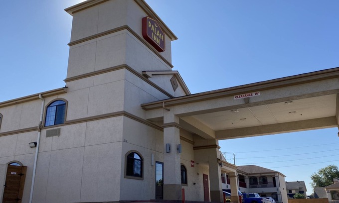 George Bush Park/Eldridge Hotel | Palace Inn Westheimer