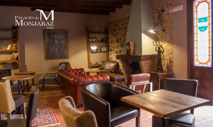 Old Town of Avila Hotel | Palacio de Monjaraz