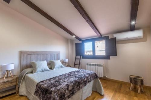 Tudela Apartment | Palacio Descalzos -Atico 3b- Parking incluido