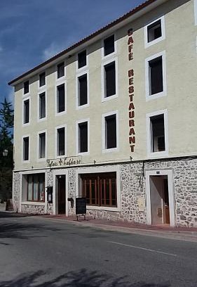 Escouloubre-les-bains Hotel | Palais Cathare