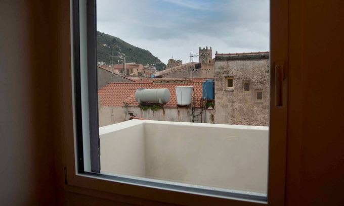 Monreale House | Palazzo al Carmine