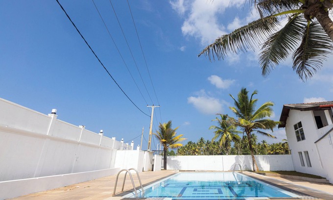 Hikkaduwa Hotel | Palazzo Beach Hikkaduwa