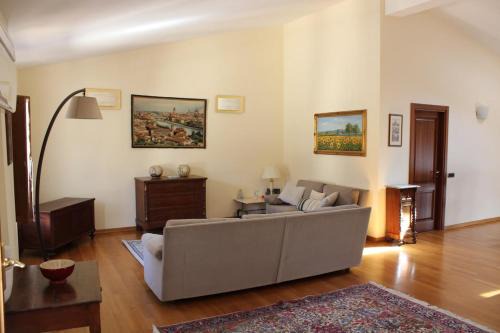 Pistoia Apartment | Palazzo Cellesi