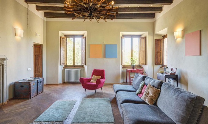 Porrena Apartment | Palazzo Gatteschi