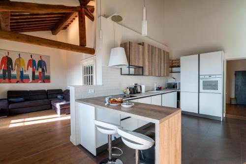 Colle di Val d'Elsa Apartment | Palazzo Luparelli Boutique Apartment