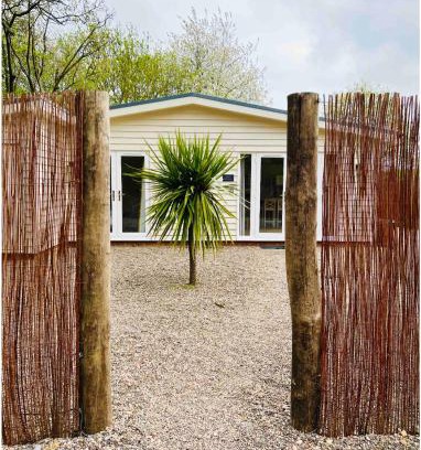 Etchinghill House | Palm Cottage