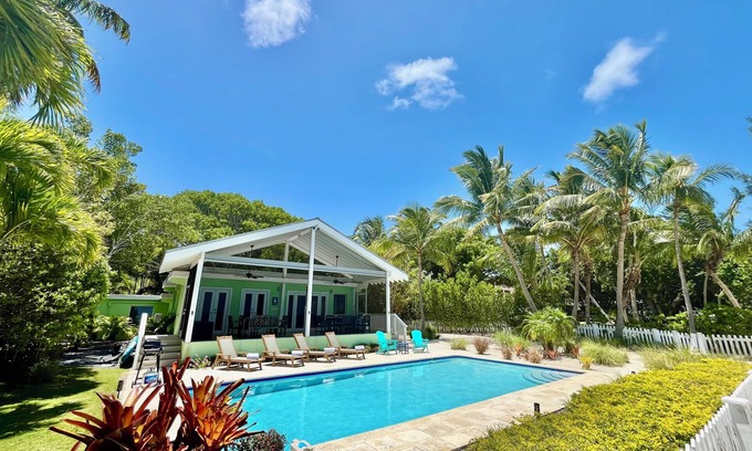 Islamorada House | Palm Escape- Beachside Bliss w/Private Pool