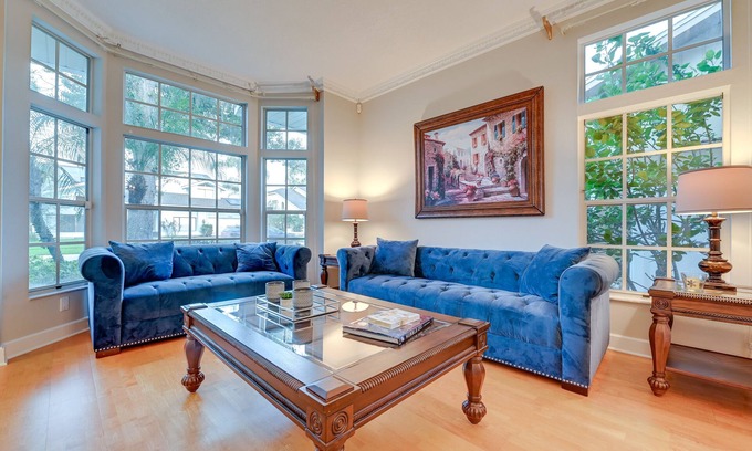 Landmark Estates House | Palm Harbor Vacation Rental: 7 Mi to Beach!
