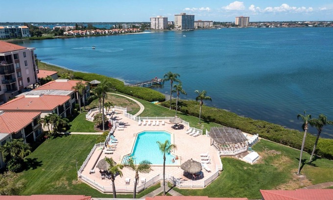 Palma del Mar Condo | Palma Del Mar Pool Hot Tub Wi-Fi Parking
