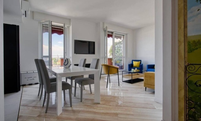 Rottole Apartment | Palmanova sixty-seven, indoor parking, wifi