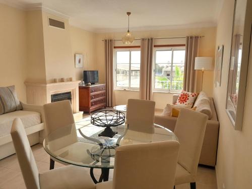 Ferrel Apartment | Palmeiras Apartement - T1 com Piscina