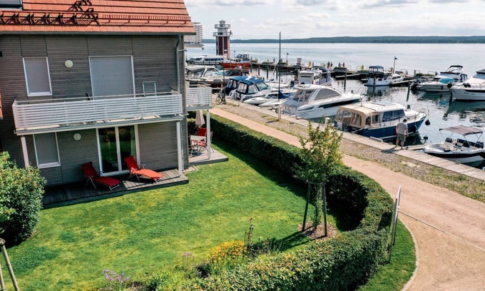Plau am See Apartment | Panorama apartment optionally with parking lot directly at the house (house 6 no. 41) - -