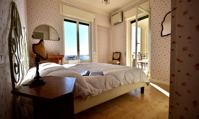 Ospedaletti Apartment | Panorama Apartment in Ospedaletti by Wonderful Italy