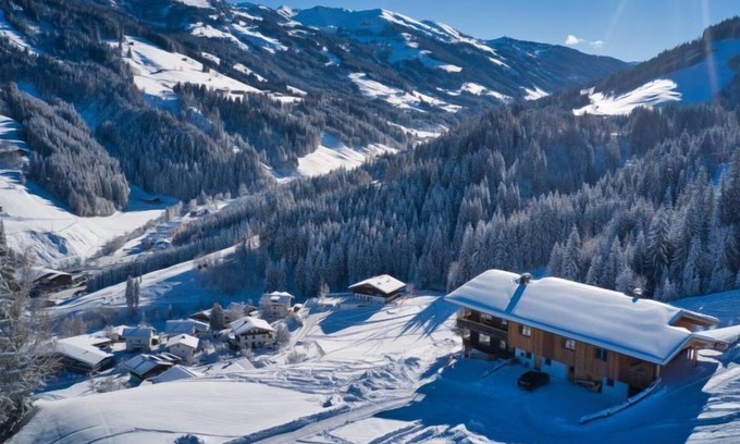 Auffach Apartment | Panorama Chalet Tirol by Interhome