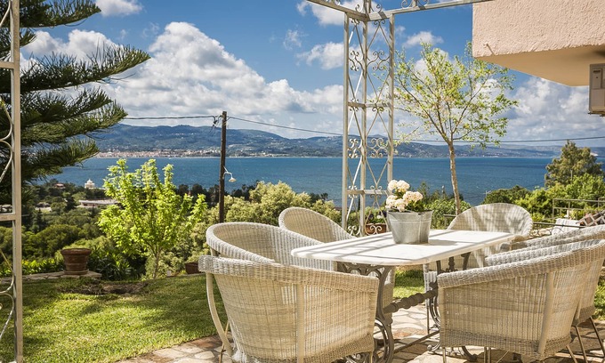 Argostoli Town Hotel | Panorama Fanari Studios & Apartments