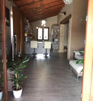 Santadi Apartment | Panorama Penthouse con giardino privato