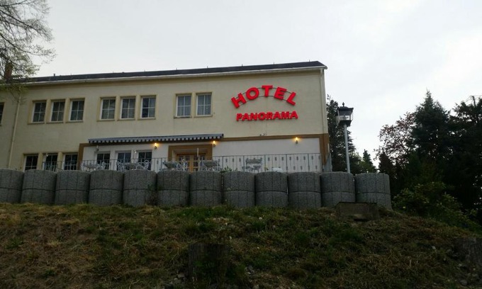 Ebersbach-Neugersdorf Hotel | PanoramaHotel Felsenmühle