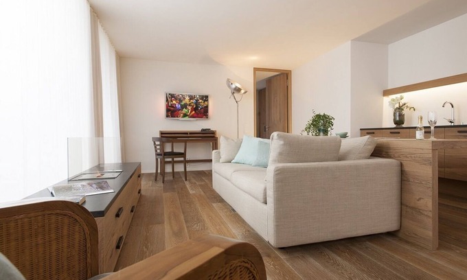 Gundholzen Apartment | Panoramasuite, Bad/WC, Seeblick, DG, 80 qm