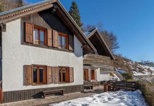 Ligosullo Ski Chalet | Panoramic House Carnia ,3 badroom chalet Ligosullo - Treppo Carnico - Paluzza - Zoncolan