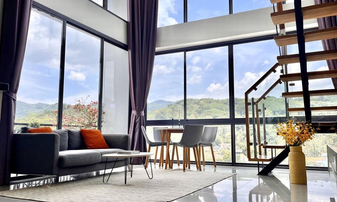 Kamala Apartment | Panoramic mountain view penthouse at Icon Park