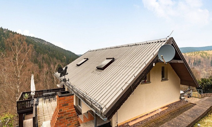 Unterschonau House | Panoramic Retreat in Thuringia