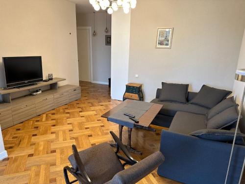 Tbilisi Apartment | Panoramic View Apart Vera 67