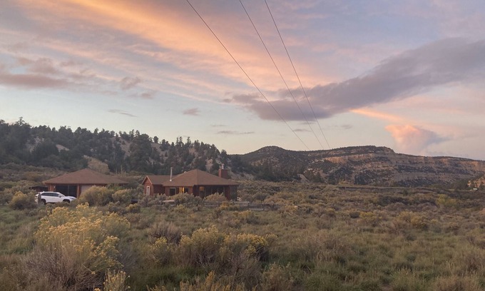 Garfield County House | Panoramic views on 50 private acres!