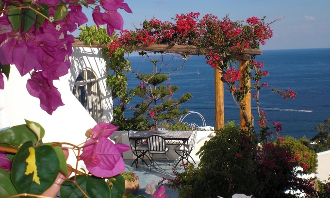 Panarea House | panoramic villa style eoleano in Panarea, the most 'beautiful of the Aeolian Islands!